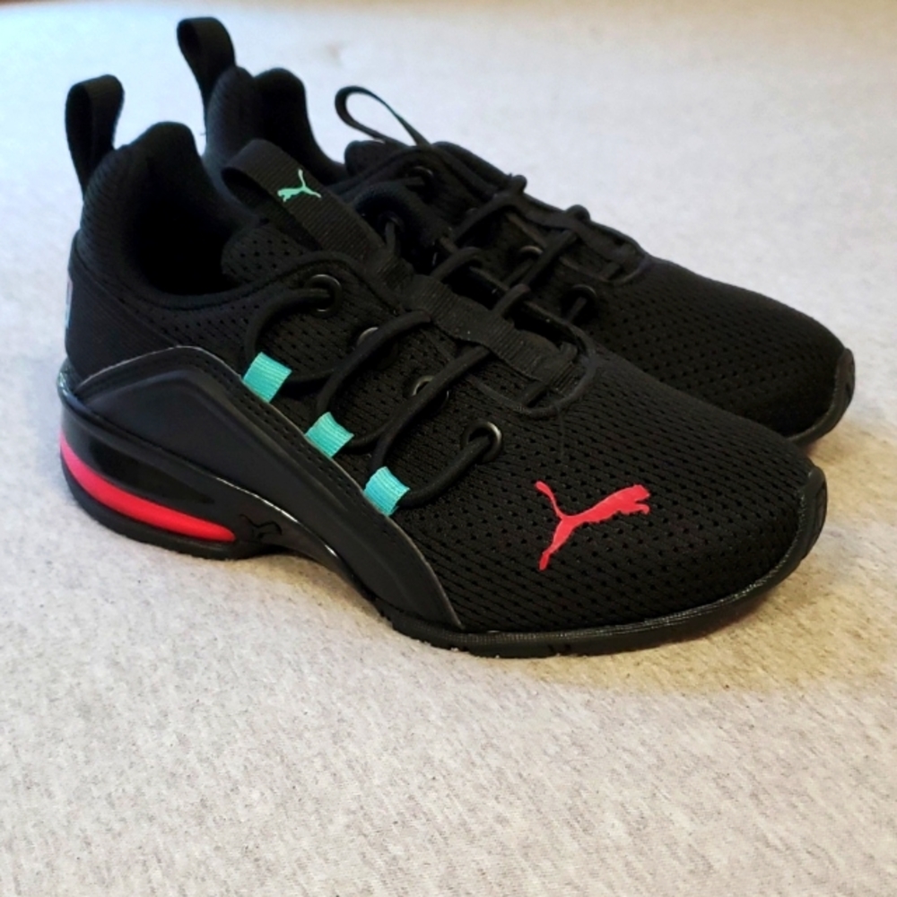 Girl Puma sneaker shoes size 11